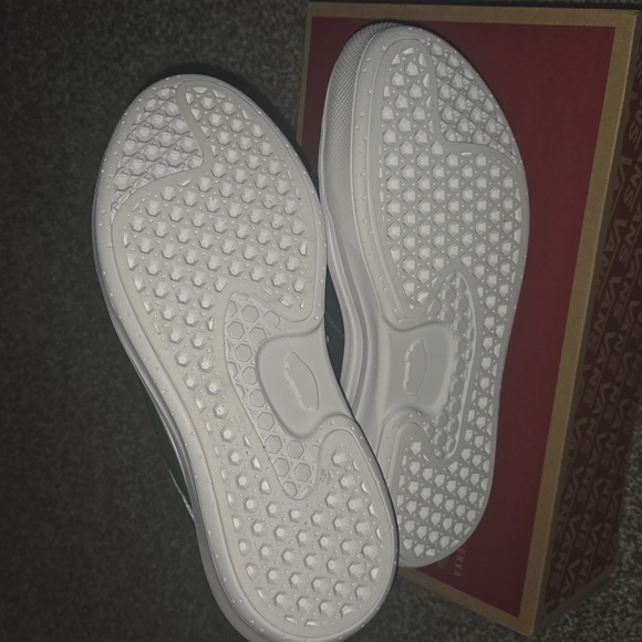 New Vans Old Skool Over - Picture 6 of 7